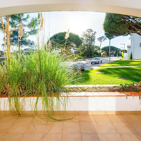 بيت للعطل Townhouse Flora